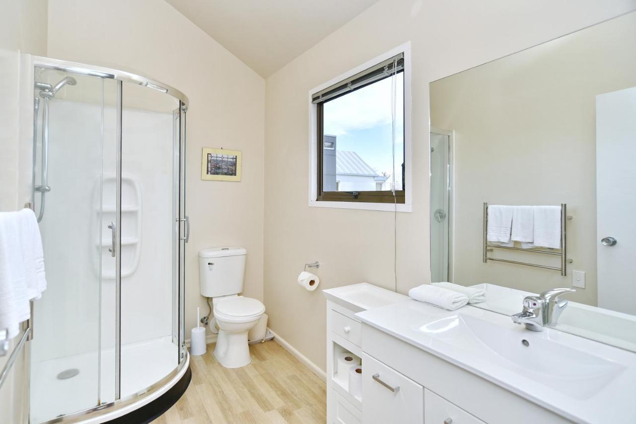 Merivale Lane - Christchurch Holiday Homes ภายนอก รูปภาพ