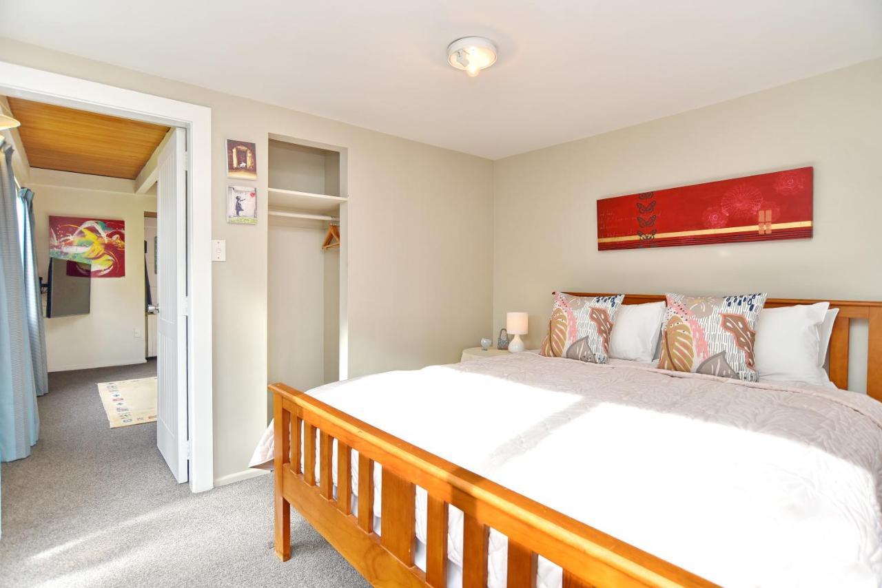 Merivale Lane - Christchurch Holiday Homes ภายนอก รูปภาพ