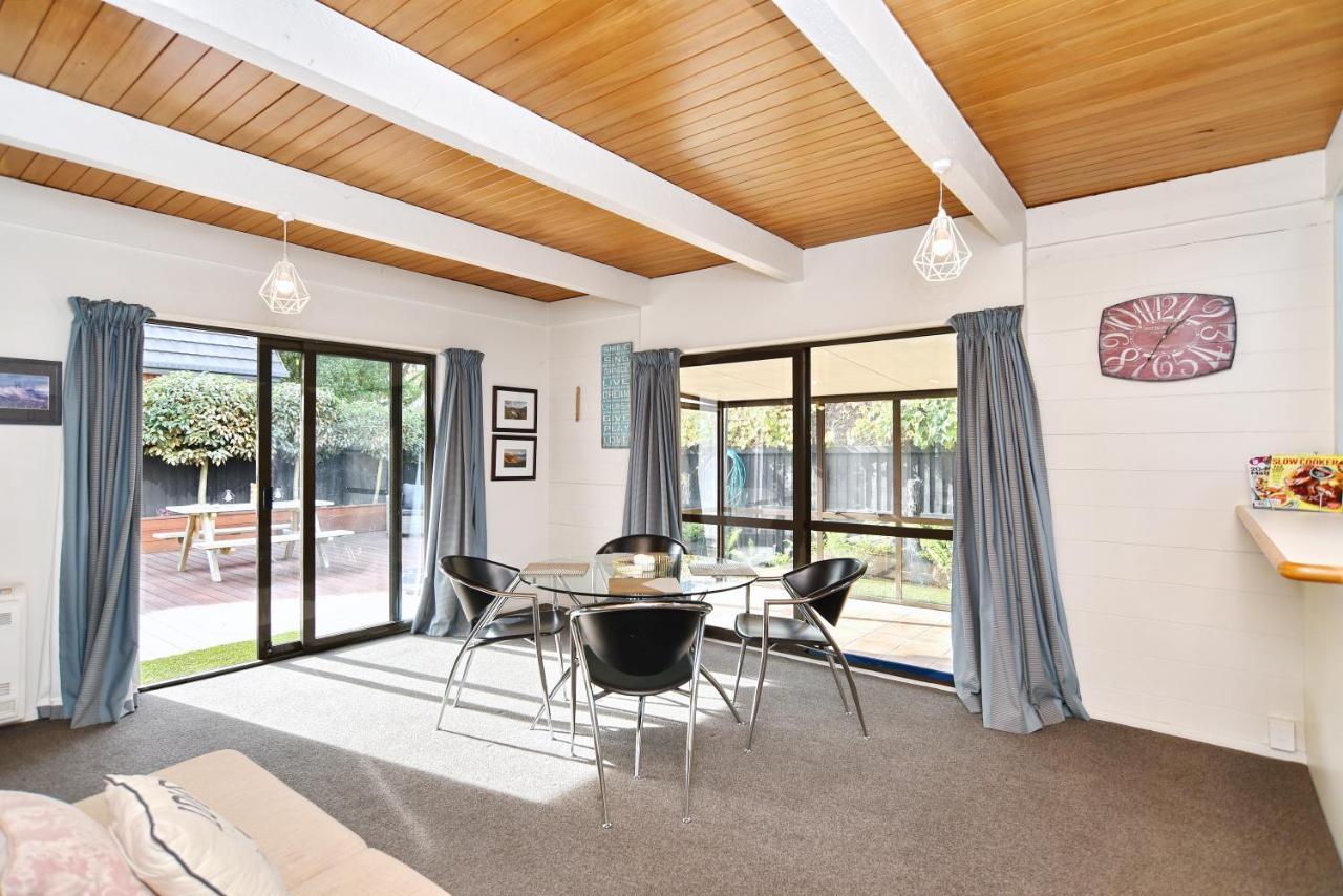 Merivale Lane - Christchurch Holiday Homes ภายนอก รูปภาพ