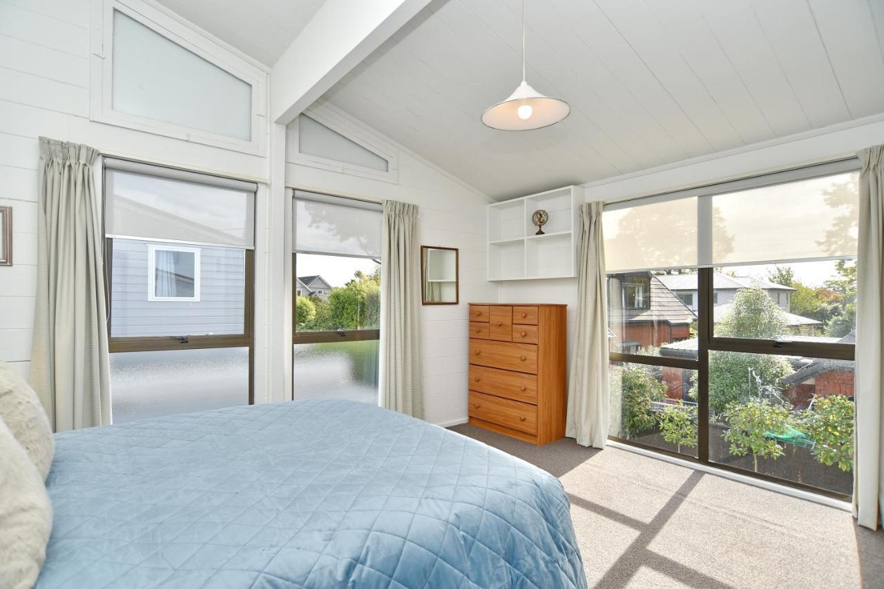 Merivale Lane - Christchurch Holiday Homes ภายนอก รูปภาพ