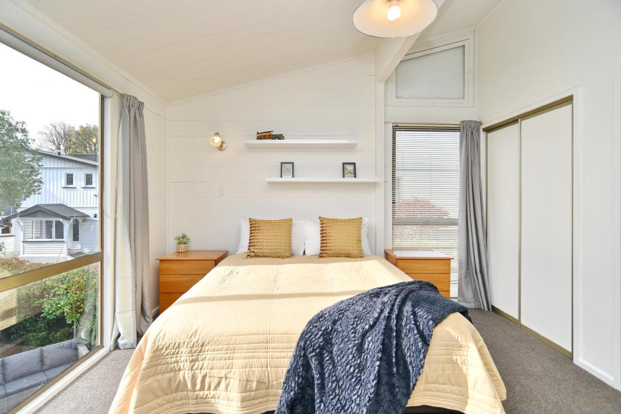 Merivale Lane - Christchurch Holiday Homes ภายนอก รูปภาพ