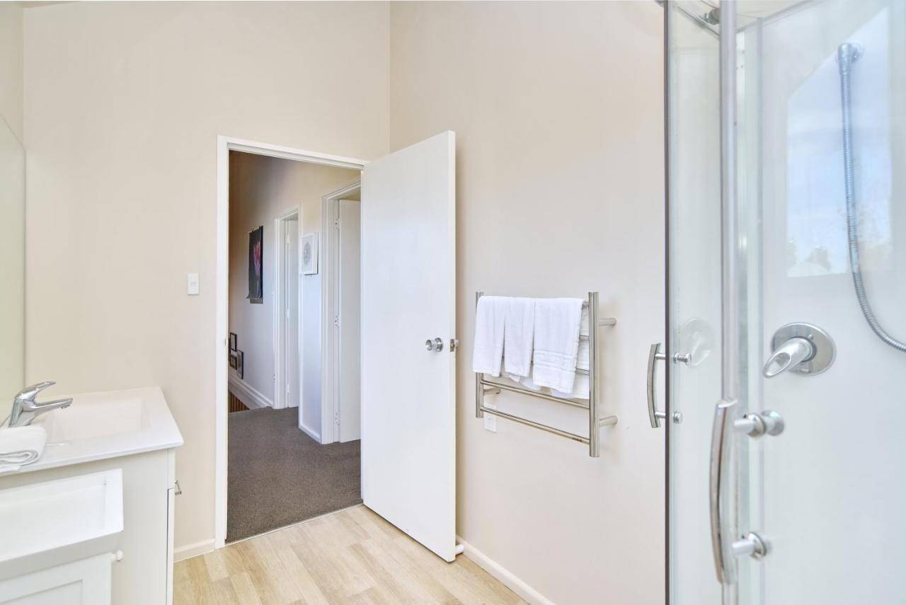 Merivale Lane - Christchurch Holiday Homes ภายนอก รูปภาพ